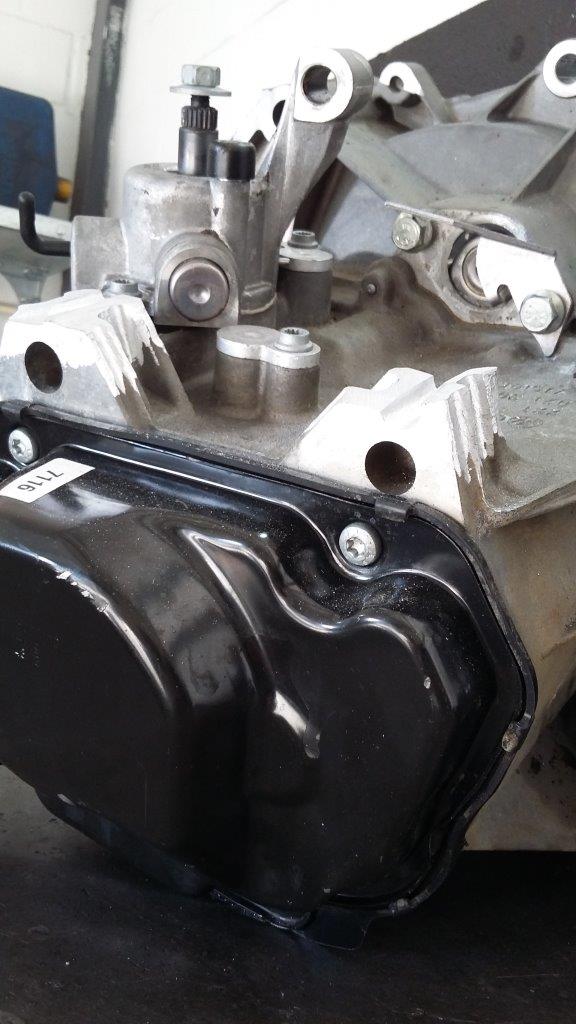 Polo gearbox mountings